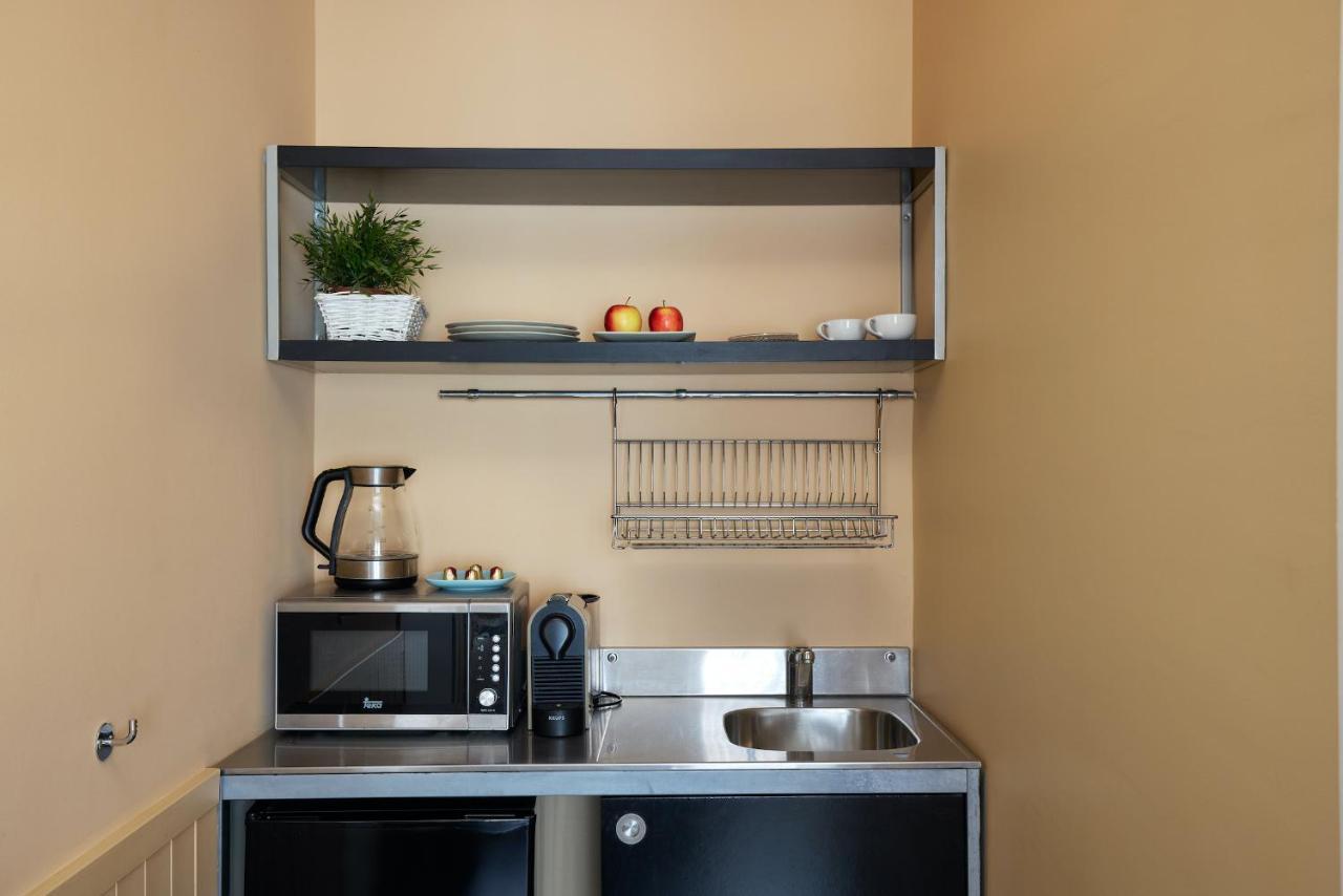 Hostal Poblenou Барселона Екстер'єр фото
